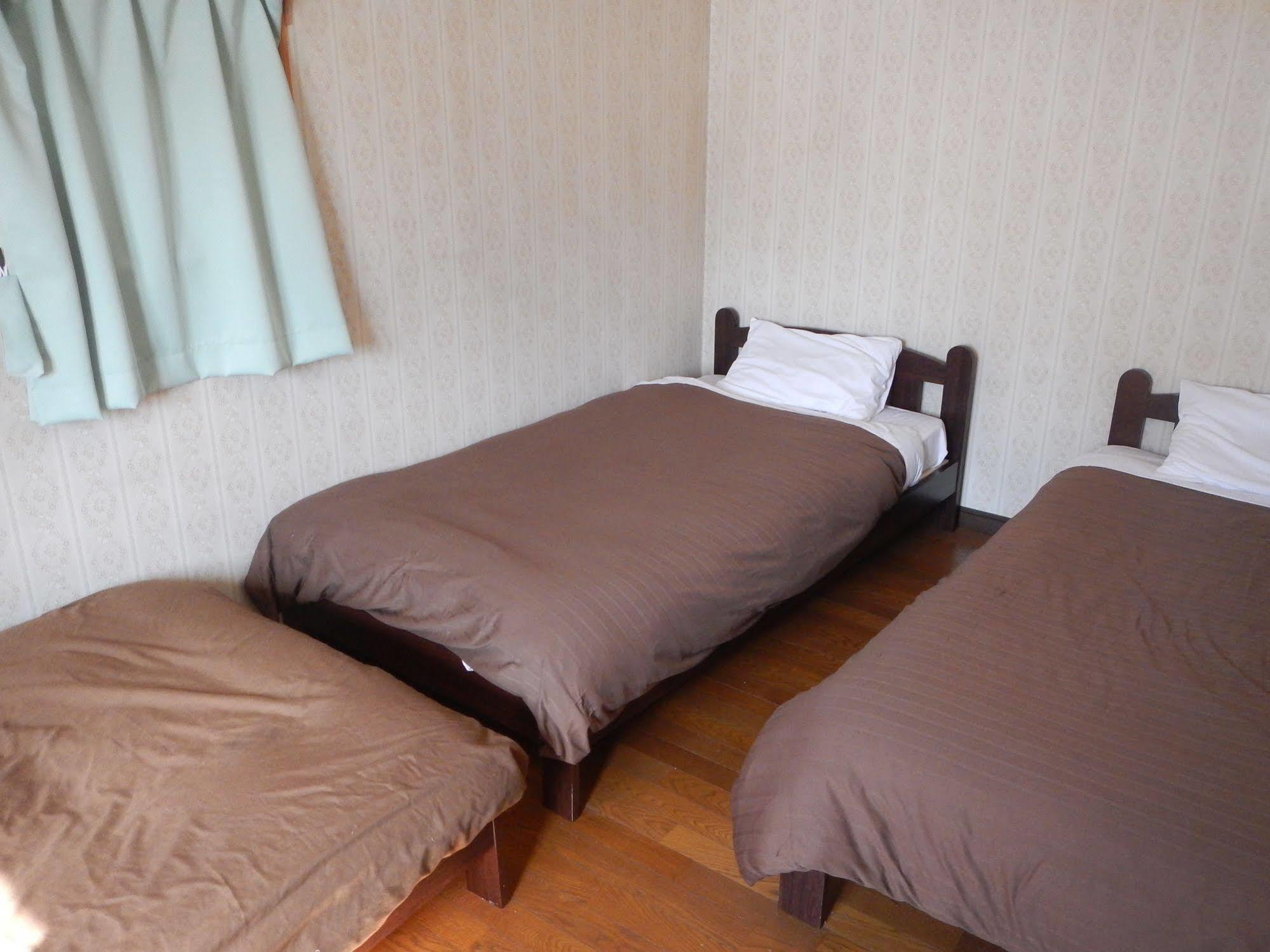 Mt Hakuba Backpackers Hostel Exteriör bild