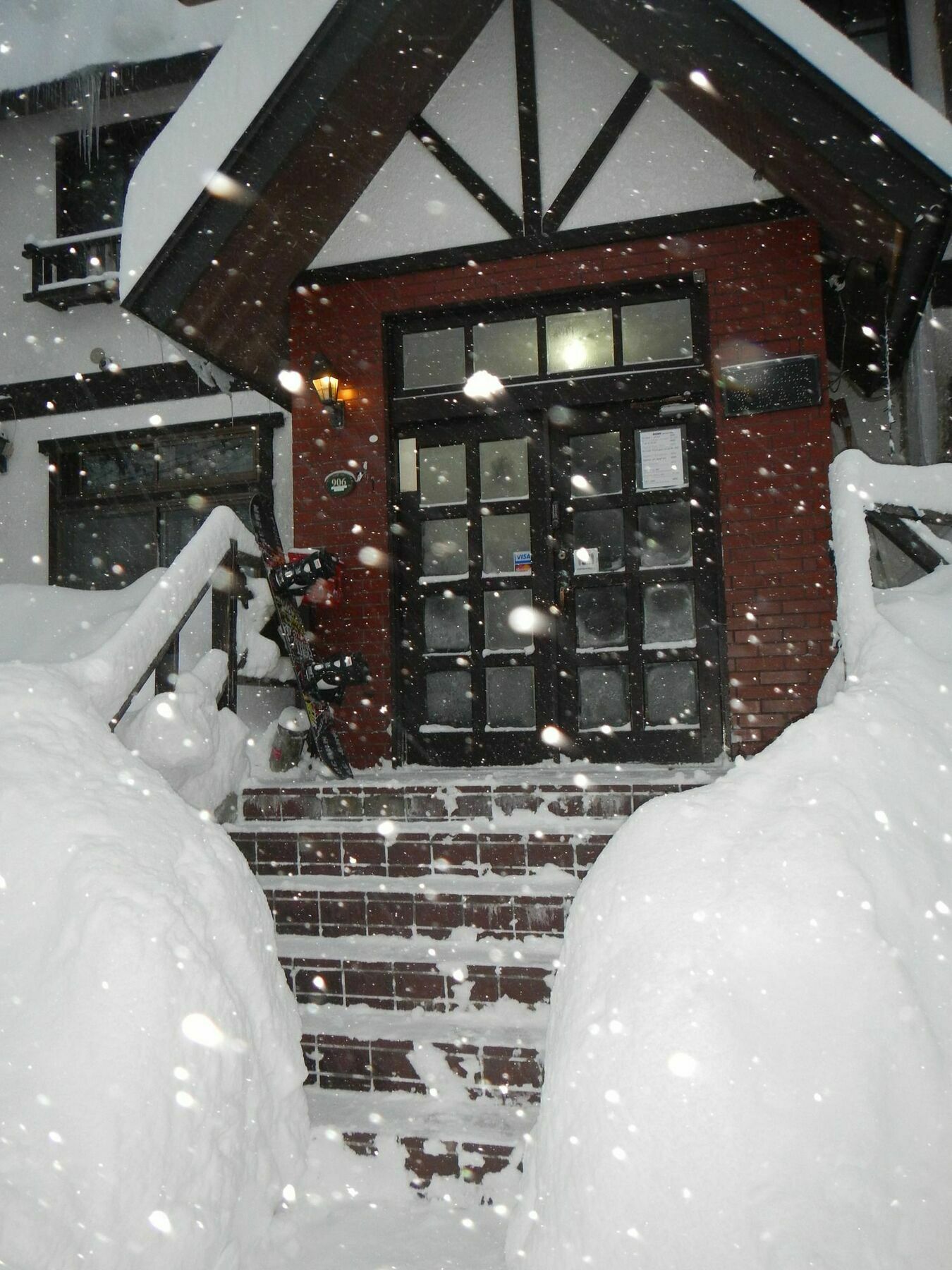 Mt Hakuba Backpackers Hostel Exteriör bild